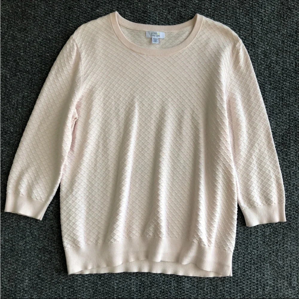 Lord + Taylor pullover textured three quarter sleeve 100% cotton top size XL
